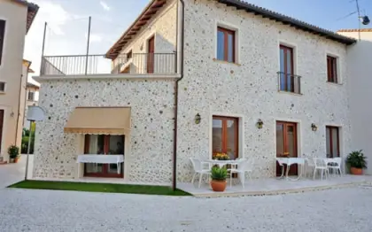 Casa in Versilia - Appartamento da ristrutturare in vendita nel Comune di Seravezza Cod 2032
