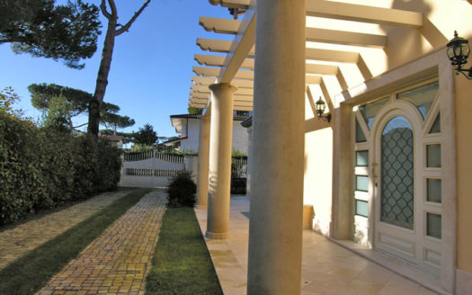Bifamiliare in vendita a Forte dei Marmi – VENDUTA