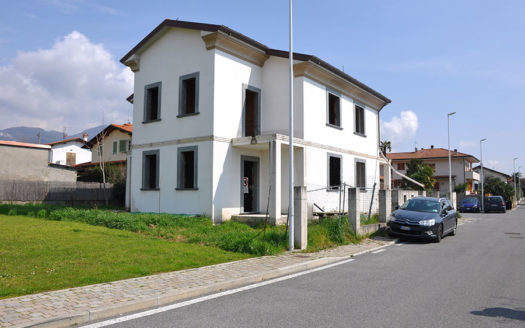 Villetta bifamiliare in vendita nel Comune di Seravezza Cod 1371