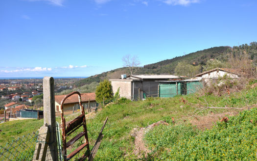 Villetta con vista mare sulla prima collina di Pietrasanta