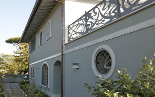 Villa in vendita a Forte dei Marmi