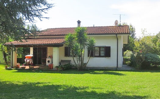 Villa in campagna – Villa in vendita nella campagna di Pietrasanta