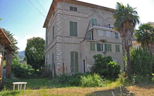 Villa storica in vendota nel Comune di Seravezza Cod 1791 - 06