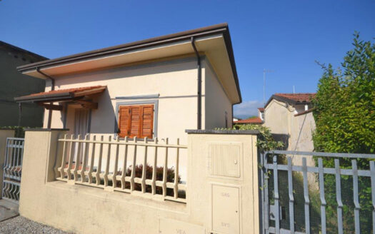 casa al mare - Villetta in vendita a Marina di Pietrasanta Cod 1806