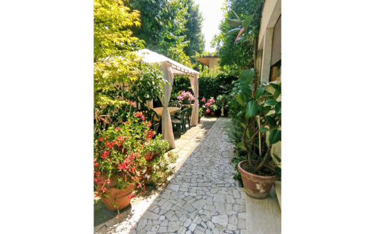 Villa a Forte Dei Marmi – Villa in vendita a due passi dal centro -VENDUTA