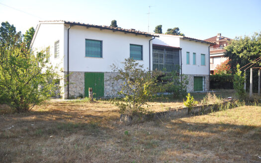 Villa in vendita a Forte Dei Marmi Cod 1900