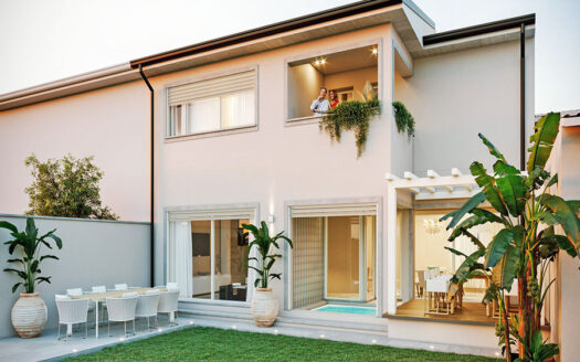 Villa al mare – Villa in vendita a Forte Dei Marmi – VENDUTA