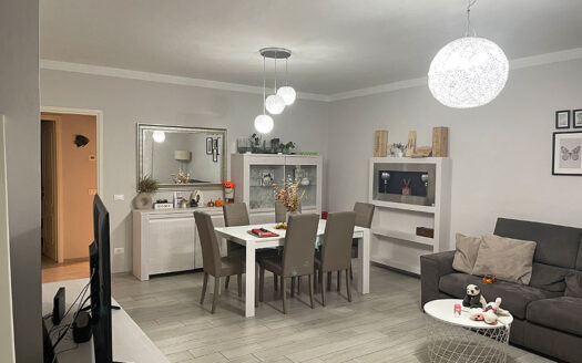 Casa al mare – Villetta a schiera in vendita nel Comune di Seravezza a due chilometri dal mare