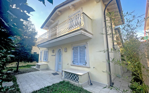 Casa al mare – Villa in vendita a Marina di Pietrasanta – VENDUTA