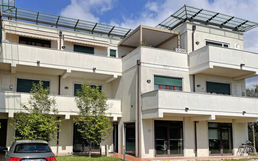 Uffici in vendita nel Comune di Seravezza Cod 2073