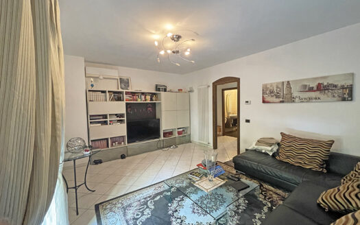 Casa a Pietrasanta – Villetta a schiera in vendita nella primissima periferia di Pietrasanta