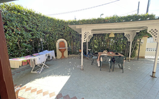 Casa a Forte Dei Marmi – Villetta Quadrifamiliare in vendita a Forte dei Marmi