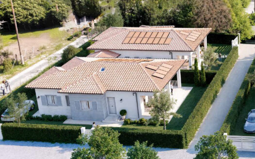 Villa di nuova costruzione in vendita a due passi dal centro storico di Pietrasanta Cod 2155