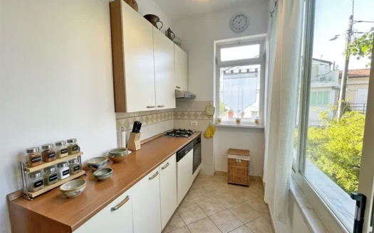 Casa in Versilia – Appartamento in vendita a Marina di Pietrasanta