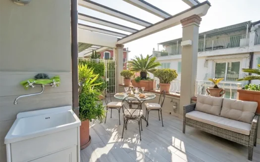 Appatamento in vendita a Marina di Pietrasanta in Versilia Cod 2164