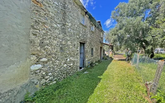 Casa in Campagna – Terratetto in vendita nella campagna di Seravezza